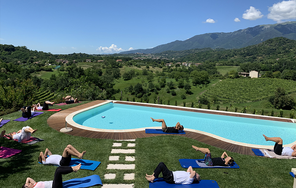 Yoga alla Cantina Ghisolana